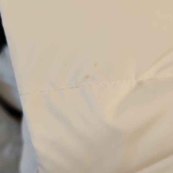 Lululemon Wunder Puff Cropped Vest In White Size 6 New No Tag - Picture 13 of 16